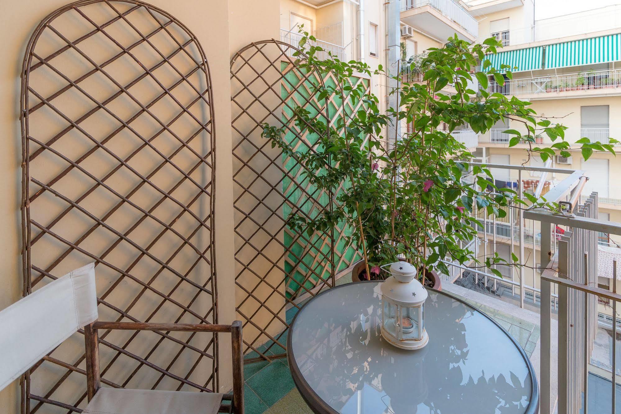 Larala' Bed and Breakfast Λέτσε Εξωτερικό φωτογραφία