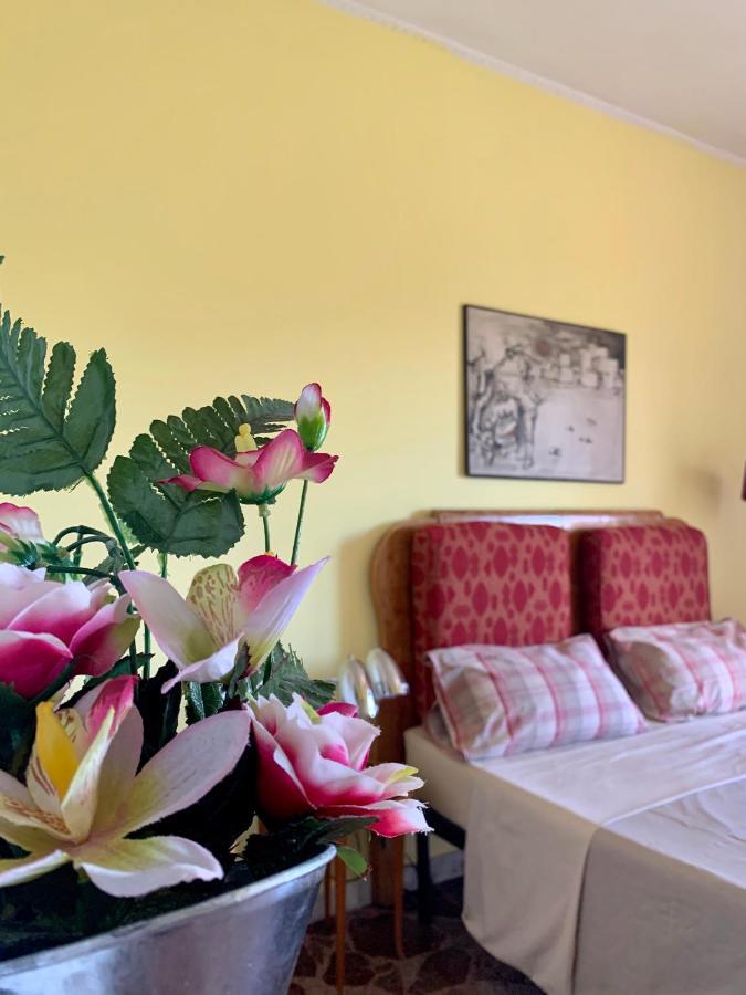Larala' Bed and Breakfast Λέτσε Εξωτερικό φωτογραφία